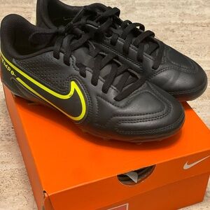 Nike Jr Legend 9 Black and Lime Green Soccer Cleats